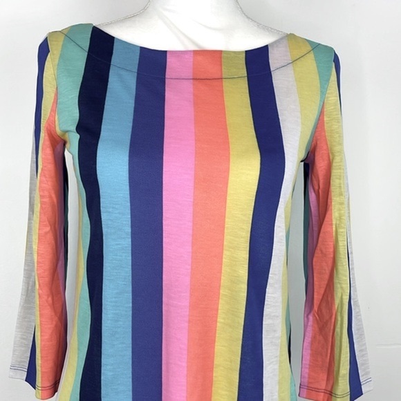 Lily Pulitzer Waverly Top in Multi Sun Stripe/Rainbow Stripe. Size XS - Picture 3 of 13